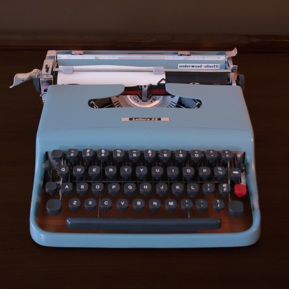 Olivetti Lettera 22